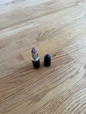 Mac lipstick 825 blankety nude lipstick macximal sleek satin